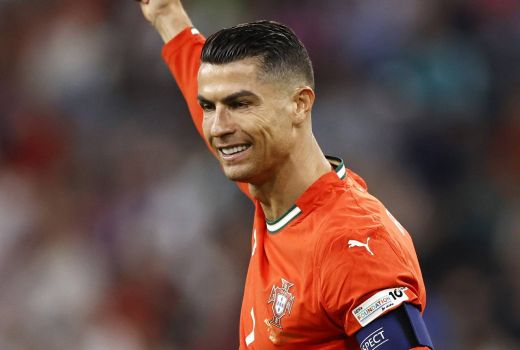 Fokus ke Timnas, Cristiano Ronaldo Tolak Main di Piala Dunia Antarklub - GenPI.co