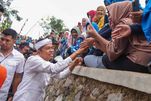Dedi Mulyadi Sebut Kemiskinan Kelas Menengah ke Bawah Karena Utang - GenPI.co