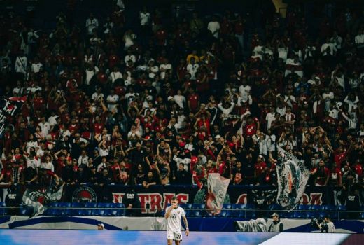 Kehadiran Suporter Timnas Indonesia di Jepang Bikin Takefusa Kubo Takjub - GenPI.co