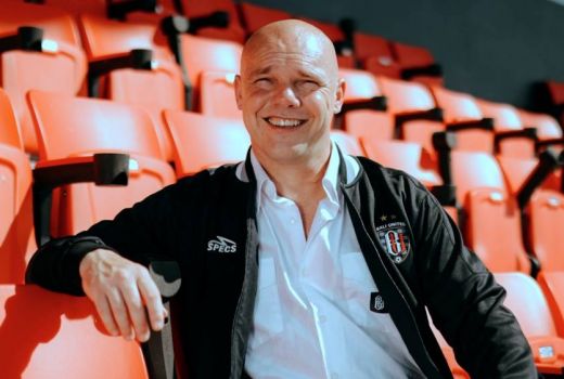 Johnny Jansen Pimpin Latihan Perdana Bali United 22 Juni - GenPI.co