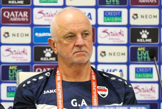 Lawan Timnas Indonesia, Pelatih Irak Mengungsi ke Hotel Milter - GenPI.co