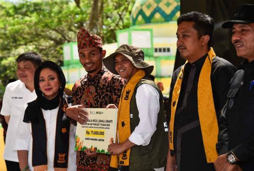 Raja Juli Antoni Sebut Cita-cita Prabowo Tereksekusi, Kopi Mulai Diekspor ke Dubai - GenPI.co