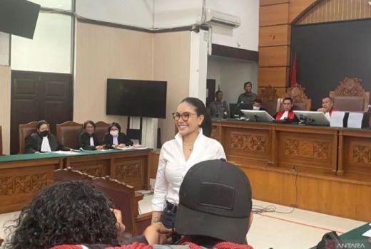 JPU Sebut Nikita Mirzani Ancam Hancurkan Kredibilitas Reza Gladys - GenPI.co
