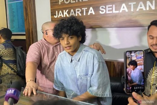 Ibu Kangen Berkumpul dengan Vadel Badjideh, Insyaallah Ada Jalan - GenPI.co