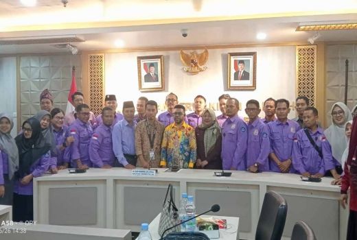 IPN Desak DPD RI Rekomendasikan PPPK Diangkat Jadi PNS, Singgung Loyalitas - GenPI.co
