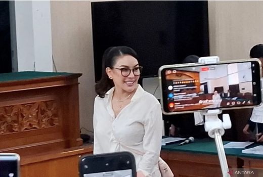 Nikita Mirzani Kecewa Diperlakukan Seperti Teroris dan Gembong Narkoba - GenPI.co