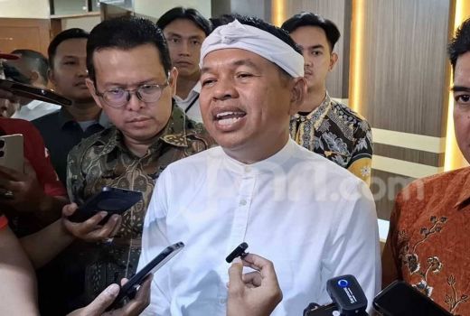 Dedi Mulyadi Ogah Ambil Pusing, Uang Bonus Persib Akan Dipakai untuk Bantuan - GenPI.co