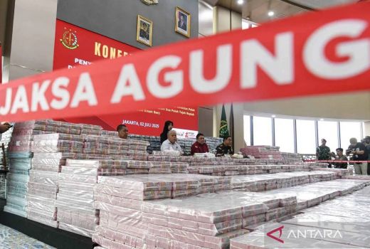 Pamer Uang Korupsi Rp1,3 T, Kejagung Ingin Warga Lebih Sadar Bahaya Korupsi - GenPI.co