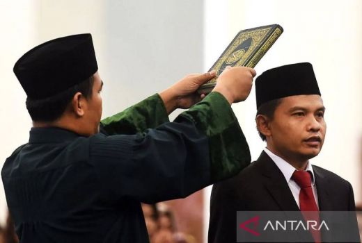 Eks Sekjen MPR Jadi Tersangka Kasus Gratifikasi, Diduga Terima Gratifikasi Rp17 M - GenPI.co