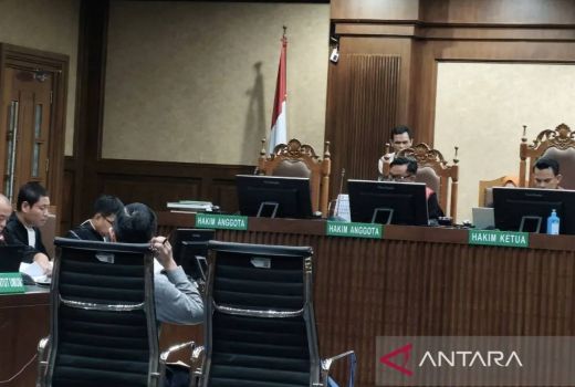 Tom Lembong Didakwa Rugikan Negara Rp578 M, Dituntut 7 Tahun dan Denda Rp750 Juta - GenPI.co