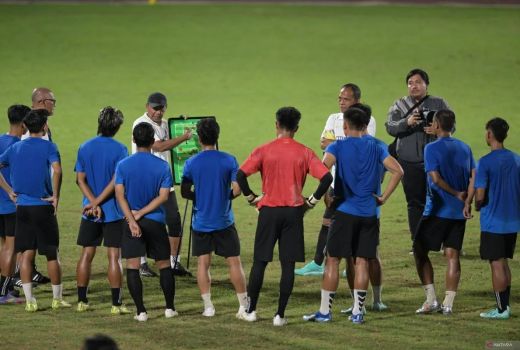 RD Janji Mainkan Semua Pemain Liga Indonesia All Star di Piala Presiden 2025 - GenPI.co
