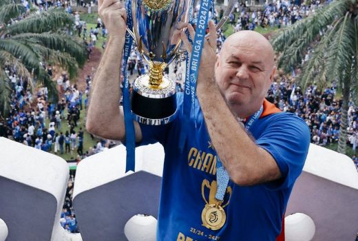 Piala Presiden 2025 Jadi Pemanasan Persib Bandung Jelang Liga 1 dan Liga Champions - GenPI.co