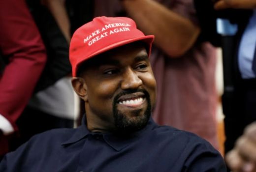Lagunya Kontroversial, Kanye West Dilarang Masuk Australia - GenPI.co