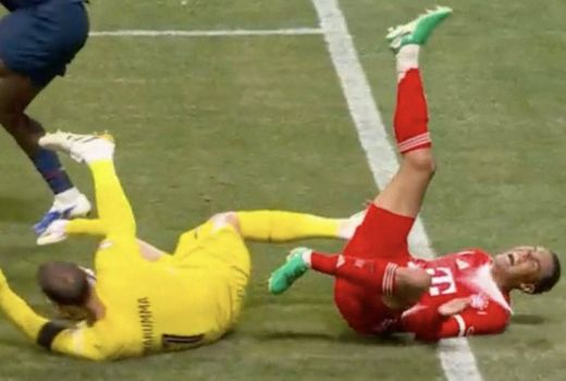 Bikin Jamal Musiala Cedera Parah, Donnarumma Dikritik Neuer - GenPI.co