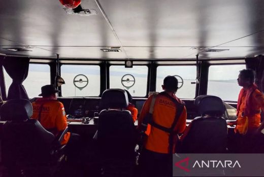 Pencarian Korban KMP Tunu Ditingkatkan, Kerahkan KRI Fanildo 732 hingga Penyelam - GenPI.co