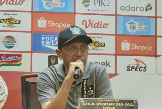 Liga Indonesia All-Star Dibantai Oxford United, Rahmad Darmawan: Pemain Gugup - GenPI.co