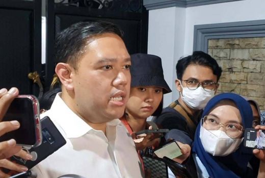 Dave Laksono Sebut Kebijakan Trump Berdampak Keras di Industri Indonesia - GenPI.co