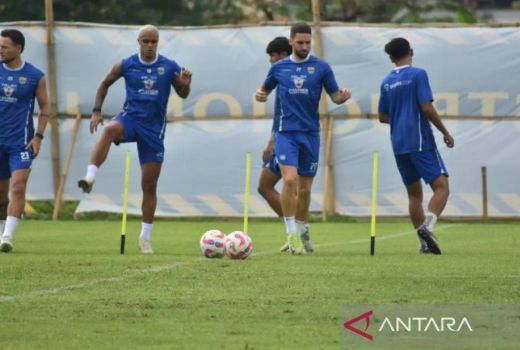 Persib Fokus pada Kualitas Pemain Asing, Bukan Sekadar Kuota - GenPI.co