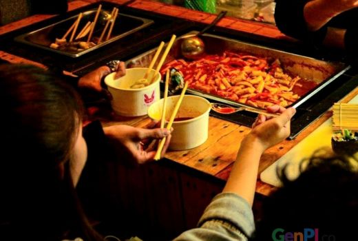 Rasanya Dahsyat, Kedai Kerochi Sajikan Makanan Khas Korea Selatan - GenPI.co
