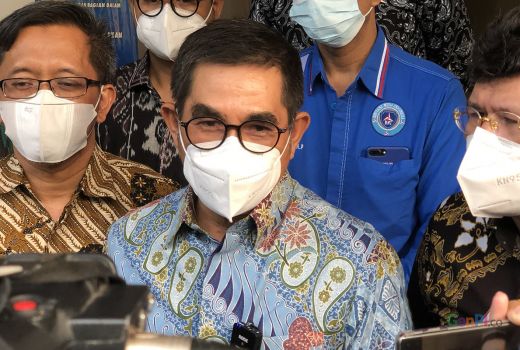 Pemerintah Tak Boleh Paksa Warga Divaksin, Kata Hamdan Zoelva - GenPI.co