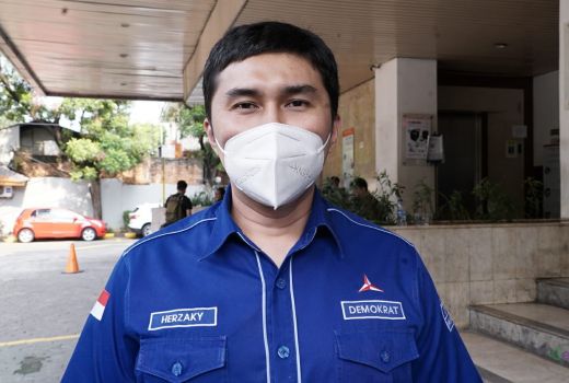 WNA 14 Negara Sudah Boleh Masuk RI, Demokrat Beri Reaksi Tegas - GenPI.co