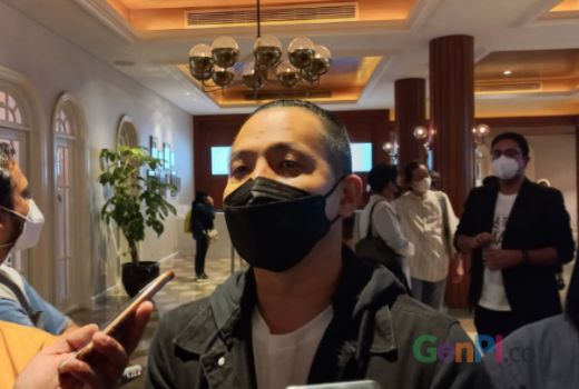Ernest Prakasa Bongkar Sosok Misterius di Film Terbarunya - GenPI.co