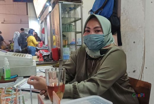 Pernah Rugi, Tutup 2 Bulan, Bisnis Erna Bangkit Lagi - GenPI.co