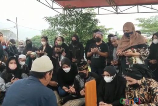 Inalillahi, Ayah Doddy Sudrajat Meninggal Dunia - GenPI.co