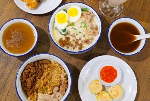 Cari Restoran Chinese Food dengan Menu Halal? Di Sini Tempatnya! - GenPI.co