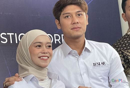 Anaknya Dijuluki Bayi Sultan, Rizky Bilar: Kami Belum Selevel Itu - GenPI.co