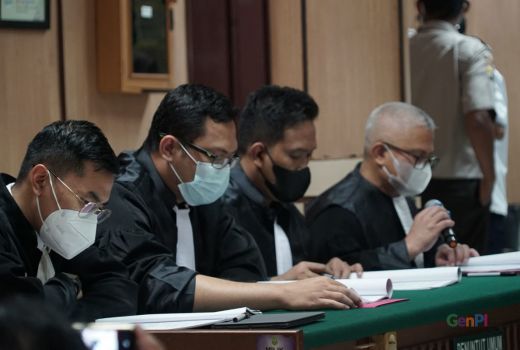 Aksi Adam Deni dan Ni Made Dwita Dibongkar, Oh Rupanya - GenPI.co