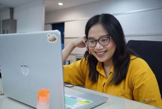 Sosro Buka Lowongan Kerja Sales untuk Lulusan SMA, Cek Syaratnya! - GenPI.co