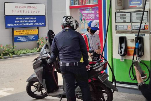 Wacanakan Kenaikan Pertalite, Pemerintah Nggak Paham Momentum - GenPI.co