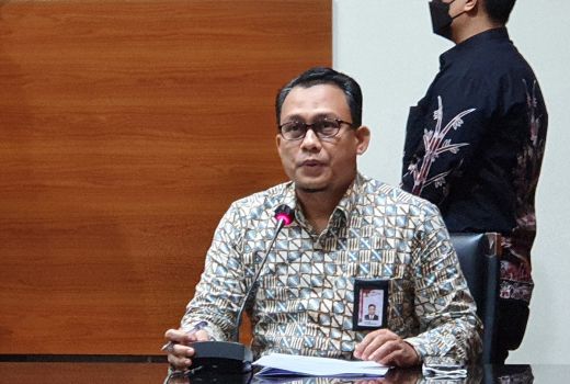 Kasus Suap, KPK Tambah Masa Tahanan Mantan Bupati Buru Selatan - GenPI.co