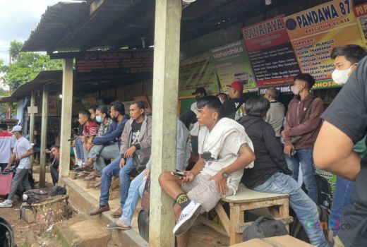 Terminal Pasar Lembang Ciledug Terpantau Mulai Dipenuhi Pemudik - GenPI.co