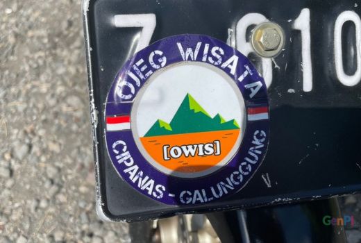 Antar Wisatawan, Ini Cerita Ojek Kampung Naik Kelas Jadi Owis - GenPI.co