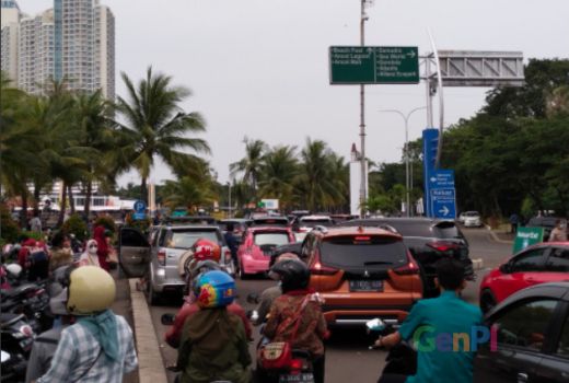 Hari Ketiga Lebaran, Antrean Masuk Ancol Mengular, Tiket Ludes - GenPI.co