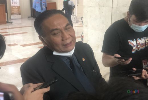 Ucapan Jokowi Mengarah Dukungan ke Ganjar, Bambang Pacul Terdiam - GenPI.co