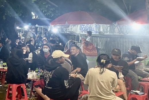 Porsi Kecil Gultik Blok M, Rasanya Bikin Ketagihan - GenPI.co