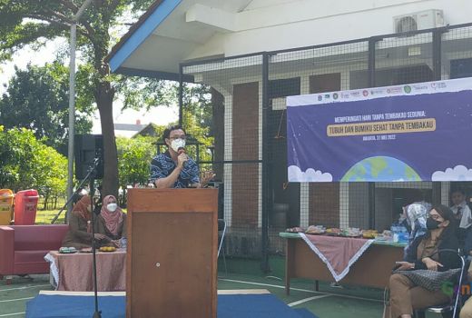 CISDI Sebut Angka Perokok Aktif Anak Muda Melejit Setiap Tahunnya - GenPI.co