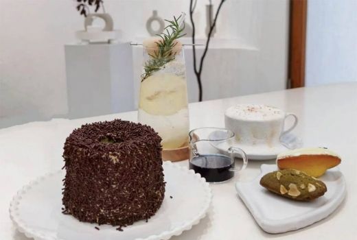 Tatei Cafe & Cakery, Kafe Instagramable Buat Nongkrong Cantik - GenPI.co