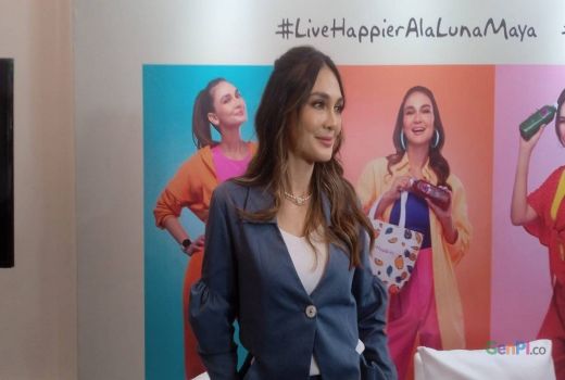 Luna Maya Bertemu Personel Suju Siwon Bikin Heboh - GenPI.co
