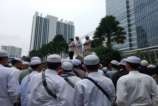 PA 212 Demo Kedubes India, Kuningan Macet Parah - GenPI.co