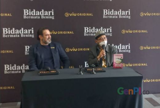 Kang Abik: Bidadari Bermata Bening adalah Jawaban Ayat-Ayat Cinta - GenPI.co