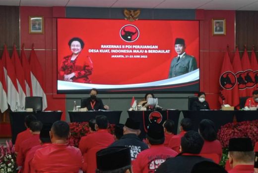 PDIP Nggak Berani Jalan Sendiri di Pilpres 2024, Kata Pengamat - GenPI.co