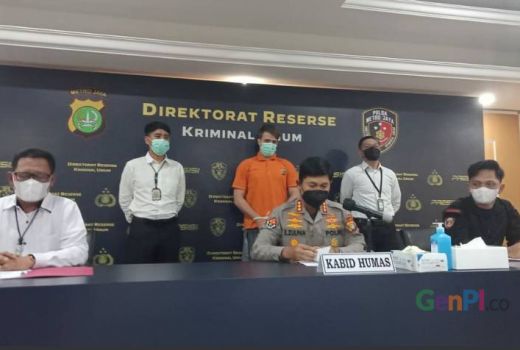 Polda Metro Tangkap WNA Estonia, Pelaku Skimming di Bank BUMN - GenPI.co