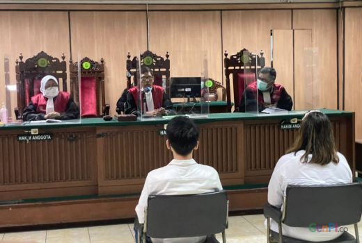 Vonis Adam Deni Dikurangi Setengah Karena Hal Ini - GenPI.co