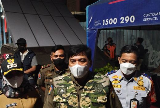 Bikin Jera, Buang Sampah Sembarangan Dikenakan Sanksi Sosial - GenPI.co