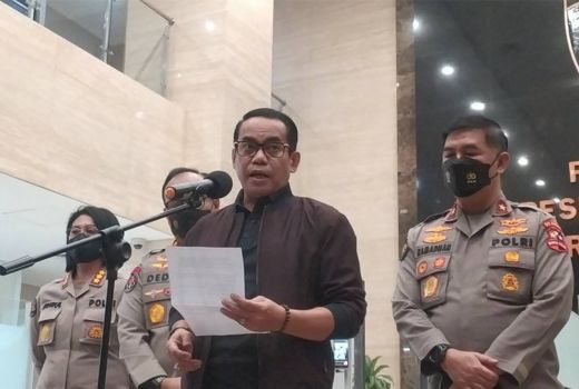 Ajudan Istri Ferdy Sambo Jadi Tersangka Pembunuhan Berencana - GenPI.co