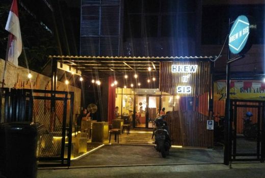 Brew n Sis Coffee, Kafe Kekinian dengan Harga Merakyat di Jaktim - GenPI.co